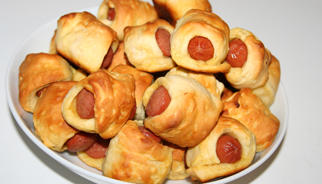 Mama’s Kitchen – Superbowl Special: Pigs In A Blanket
